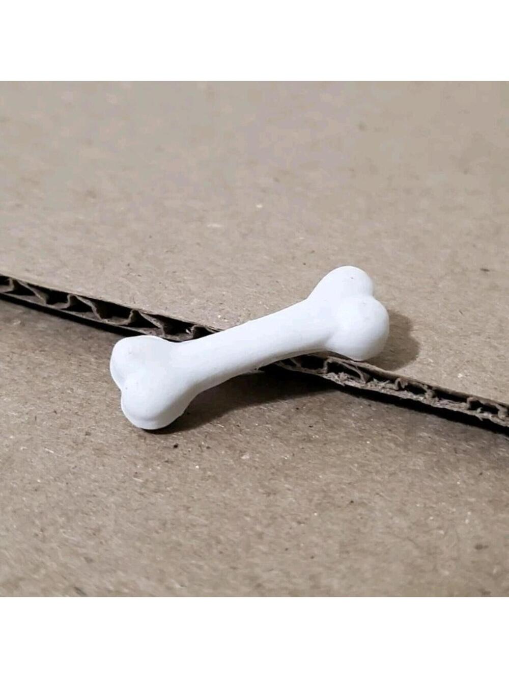 Vintage Jasman Puppy in My Pocket Bone Accessory White Miniature Dog Toy Part